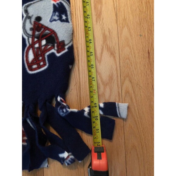 New England Patriots Scarf Blue with Helmet Logo NFL - Picture 3 of 3